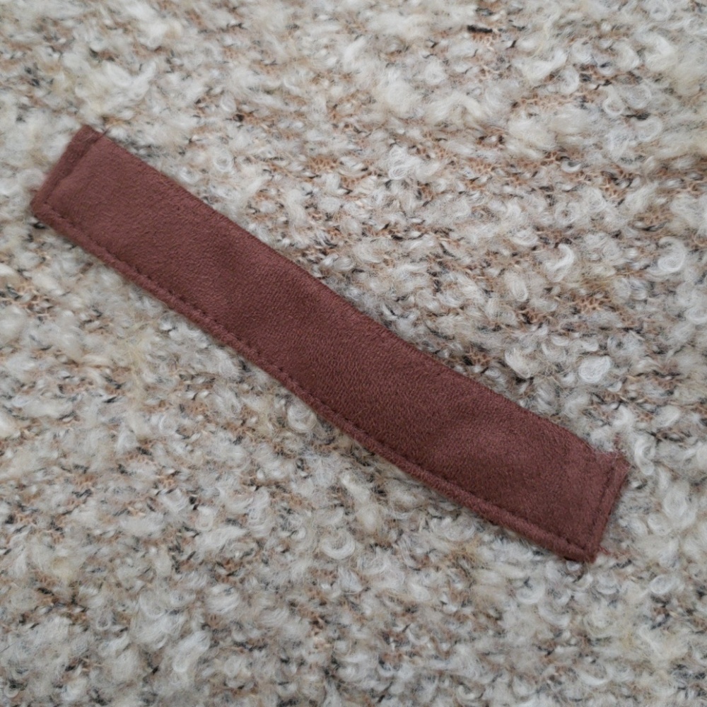 Vest - Picture 4 of 4